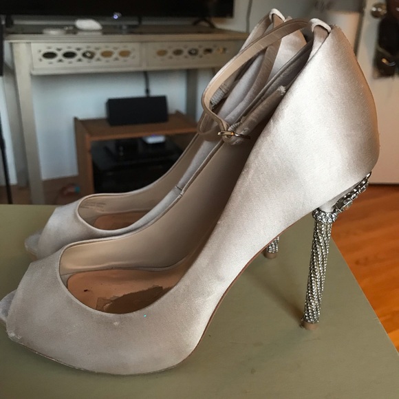 Badgley Mischka Diego pumps - Picture 4 of 7
